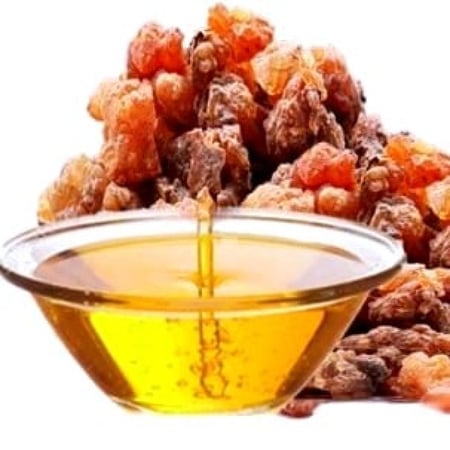 زيت المره الأصلي نقي وصافي شرب ودهان  مركز  (100 ) مل