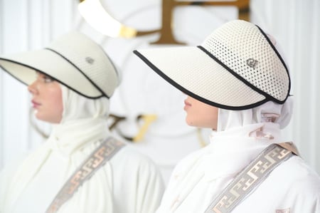 طاقية غنى حجاب