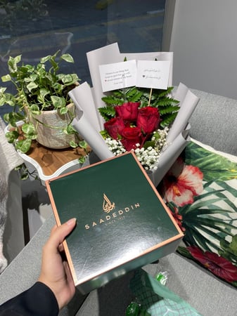 بوكيه لطيف مع كيك