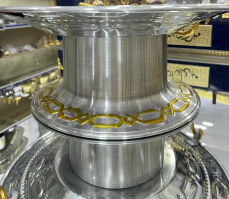 صينية الفواكه + التمر + الحلى الدائرية