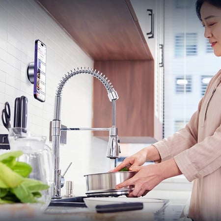 مثبت وستاند جوال مغناطيسي ماج سيف شفط الكتروني - اسود