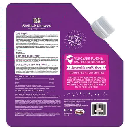 الغبار السحري بنكهة الدجاج والسالمون من شركة Stella Chewy's