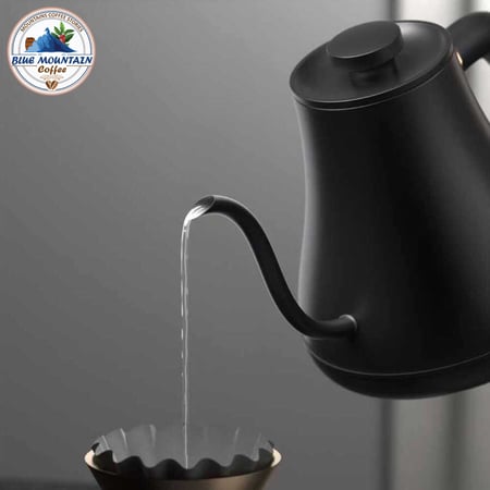 ادوات تحضير القهوة السعودية غلاية باريستا نحيفة سوداء