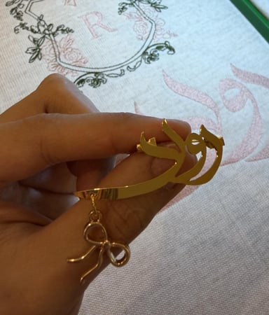 بروش مع إضافه ثيم