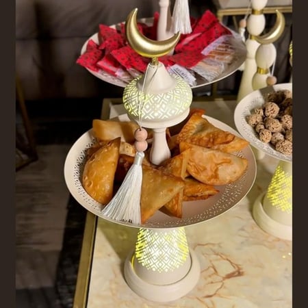 استاند تقديم رمضاني بإضائة