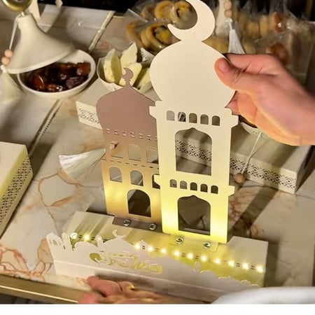 استاند ديكور مضيء فاخر، تناسب الطاولات والمداخل وتمنح المكان طابعًا دافئًا وأنيقًا