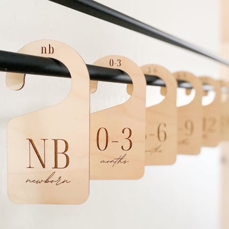 فواصل ملابس الرضع