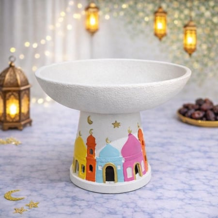 صحن فخار بقاعدة وسط