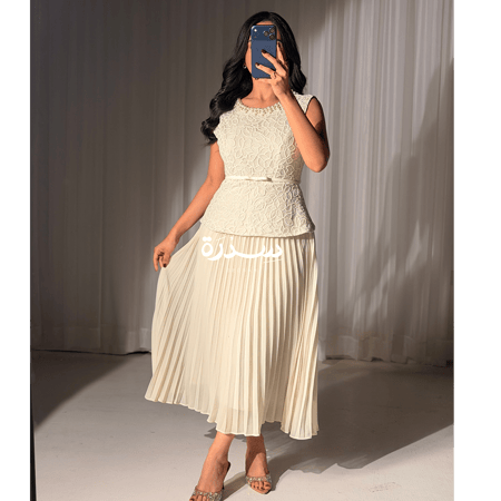 فستان ناعم بلاسيه