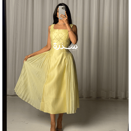 فستان ناعم بكسر فالجنب