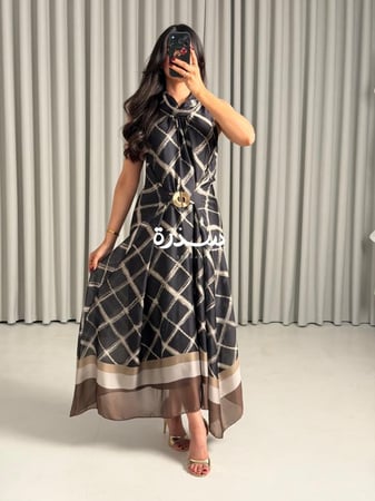 فستان ستان قصة مميزة