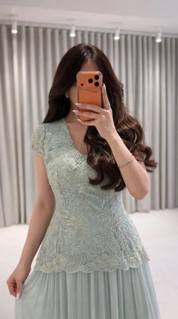 فستان ناعم مطرز