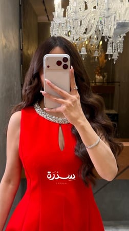 فستان ناعم كلوش مطرز