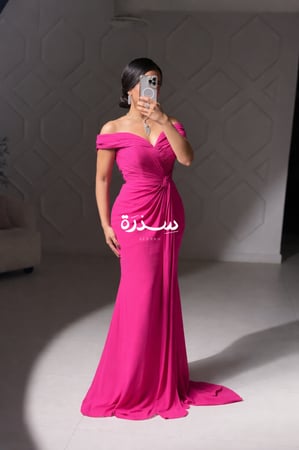 فستان سهره ناعم قصة مميزه