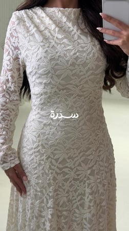 فستان دانتيل ناعم