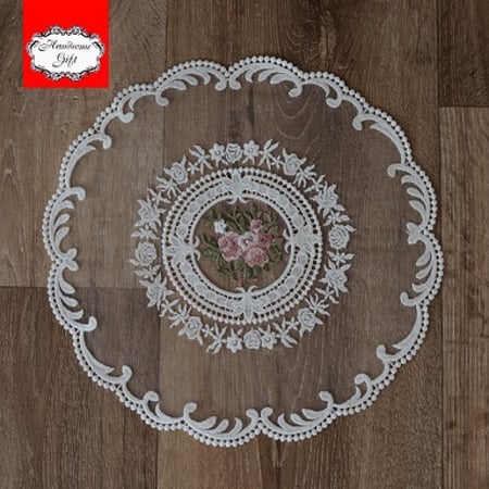 مفرش دانتيل قطن دائري مقاس 28 سم لون اوف وايت | Round cotton lace