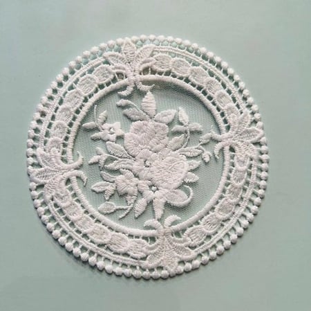 كوستر دانتيل اوف وايت | Lace Coster Off White 12 cmOff White