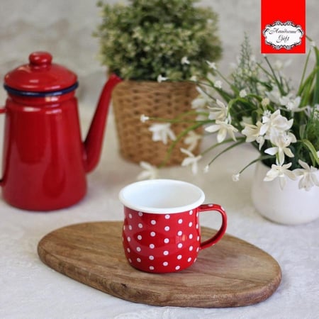 كوب غضار من النوع الفاخر لون أحمر منقط أبيض حجم 400مل