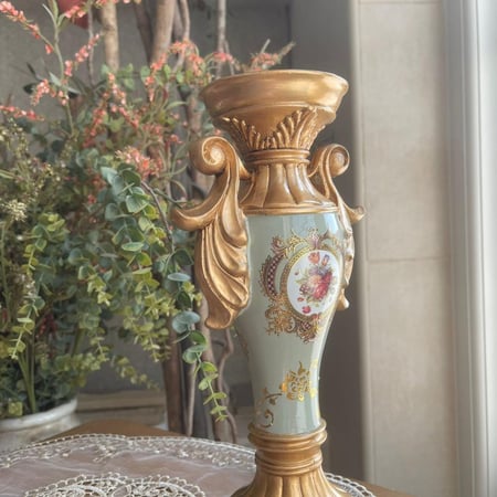 ستاند شمعه رويال لون اخضر فاتح المقاس الوسط | Royal candle stand, Green color, medium size