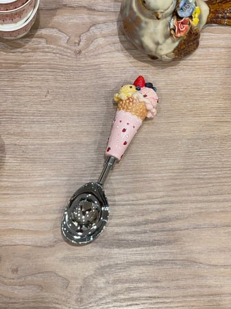 ملعقة آيس كريم  | Ice Cream Scoop
