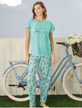 بجامه نسائي مينت جرين بنقشة