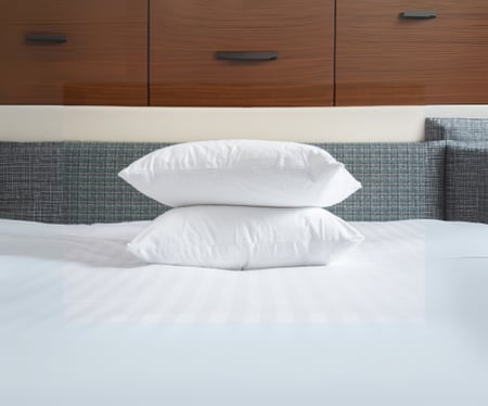 المخدات الفندقية