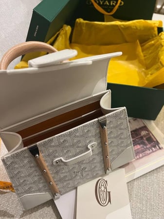 Goyard ( mini ) saigon bag - white