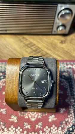 كاسيو سوداء  ارقام عربيه