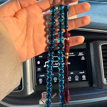 أزرق شفاف كركوشة عنابي