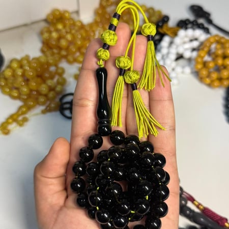 أسود حرباء كركوشة صفراء