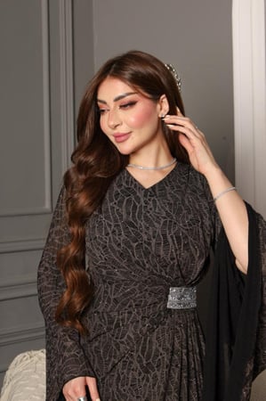 فستان تل ب لمعه وبرنت فخم مع اكمام واسعة