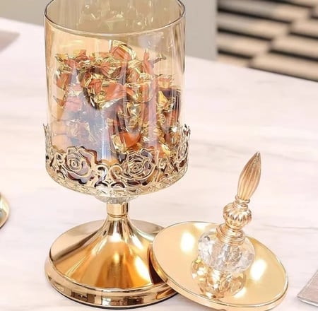 جرة تخزين حلوى من الزجاج الكريستالي بغطاء ، على الطراز الأوروبي ، غرفة المعيشة ، طاولة القهوة ، الحلي الزخرفية