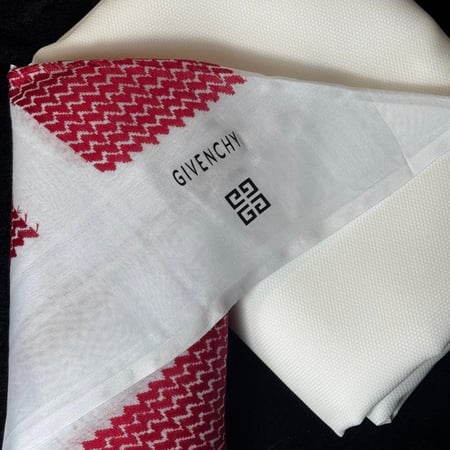 بوكس بتصميم ملكي