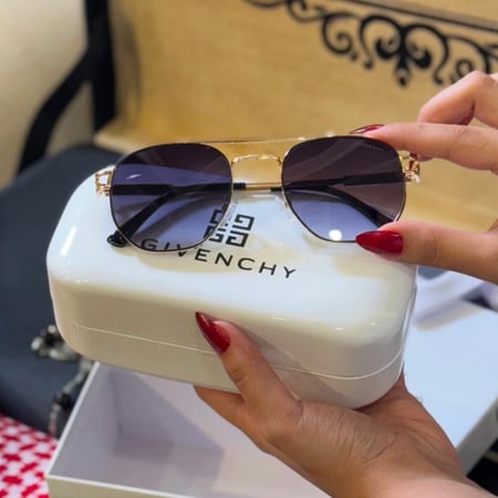 بوكس بتصميم ملكي