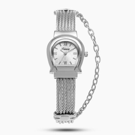 ساعة نسائية بتصميم انيق باللون فضي