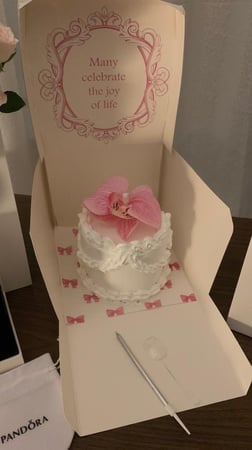 بوكس كيك وورد طبيعي