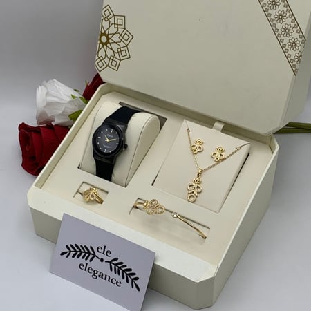 طقم ساعه نسائيه