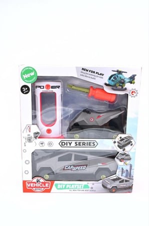 مجموعة مركبة مع مقطورة رمادي