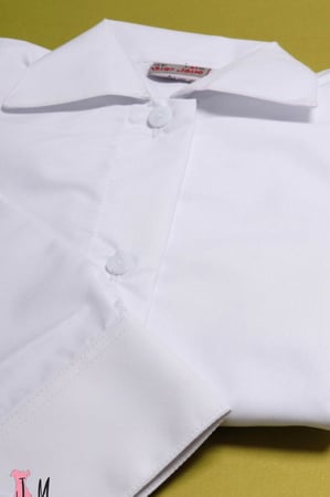 بلوزه ابيض سادة لجميع المراحل قطن مخلوط