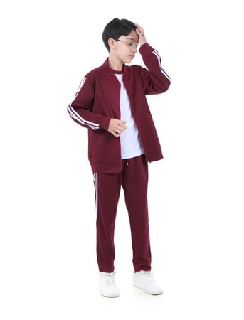 الزي الرياضي ولادي عودي  (ثلاث قطع)