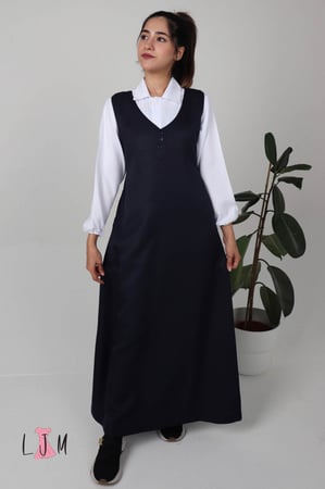 مريول كحلي شيال صدر شكل سبعه مع ازرار