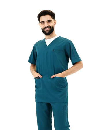 سكراب طبي رجالي كلاسيك أخضر زمردي