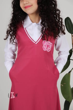 شيال مريول ابتدائي فراشه لون وردي وابيض