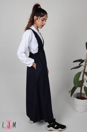 مريول ثانوي كحلي شيال موديل عصري صدر سبعة