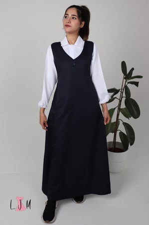 مريول شيال  كحلي شيال صدر شكل سبعه مع ازرار بدون البلوزه