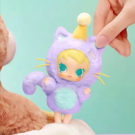 Baby molly keychain