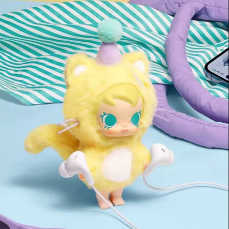 Baby molly keychain