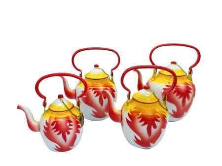 ابريق غضار احمر الشعلة يوغسلافي