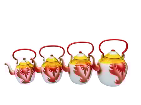 ابريق غضار احمر الشعلة يوغسلافي