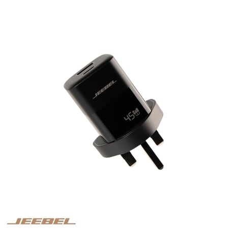 شاحن جداري جيبل 45 واط PD بتقنية GAN - JE-B303 - شحن سريع ومحمول لأجهزة USB-C والآيفون وسامسونج